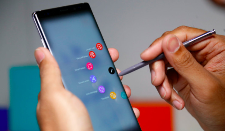 这是本年度最感性手机对新发布的三星 Galaxy Note 8，你是否还敢爱 ？