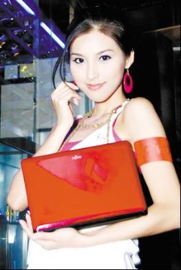 上网本专属系统成热门 三巨头备战忙