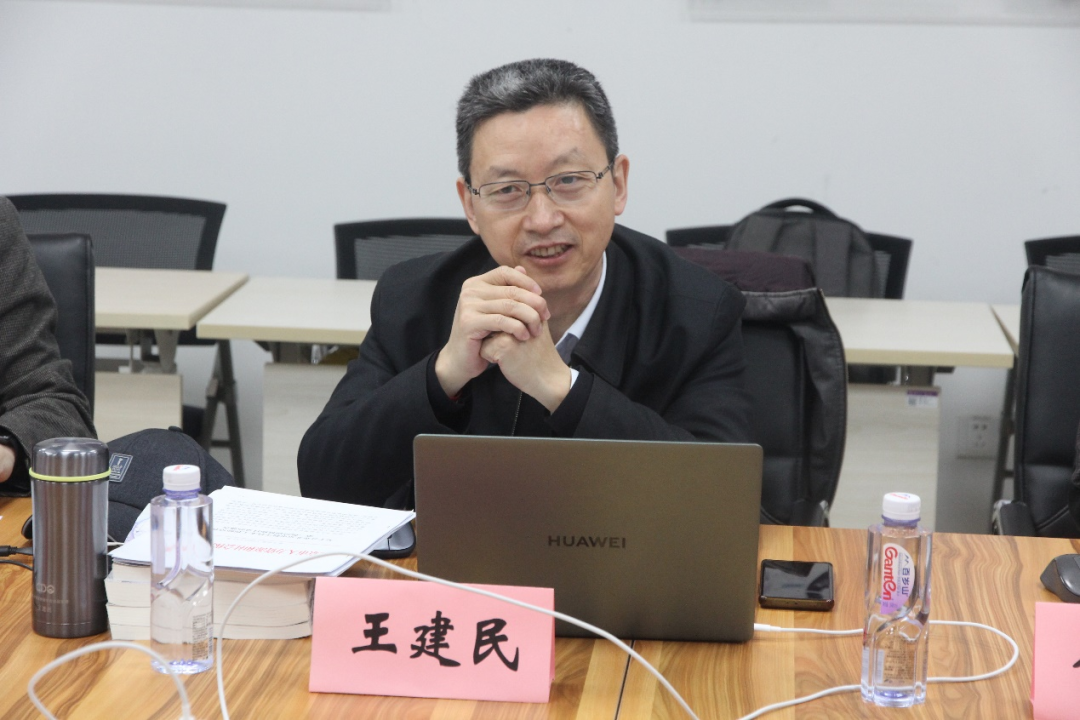 清华大学软件学院王建民院长,金涛副研究员出席会议,教育