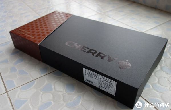 \"信仰充值\" 那颗樱桃的甜酸味：Cherry 樱桃 G80-3000 白茶/白青（伪）开箱