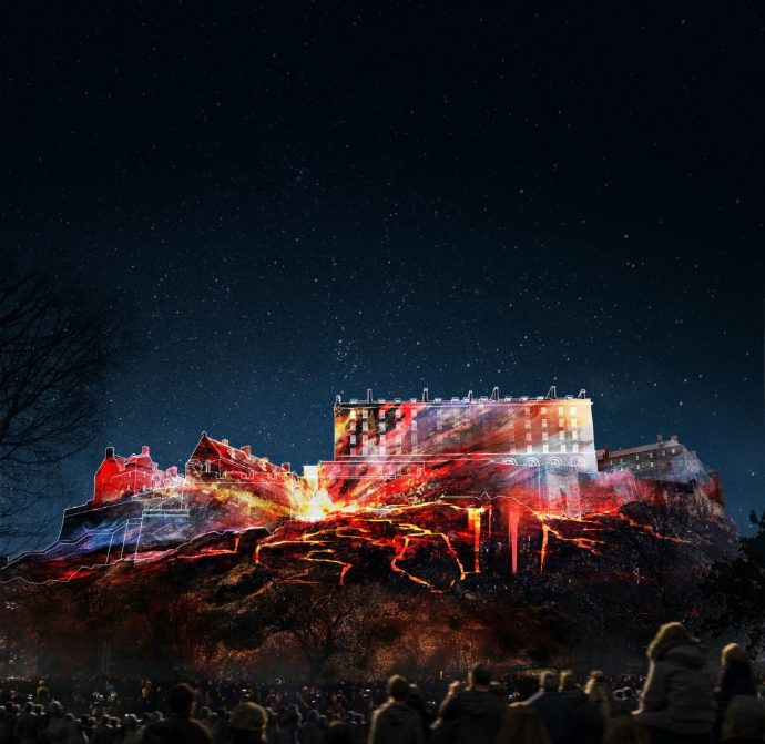 山巅古堡惊现3亿5千万年史诗画卷爱丁堡艺术节开幕