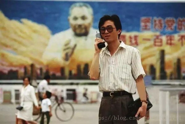 这里写图片描述
