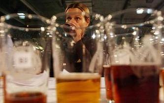 研究：适量啤酒可防骨质疏松