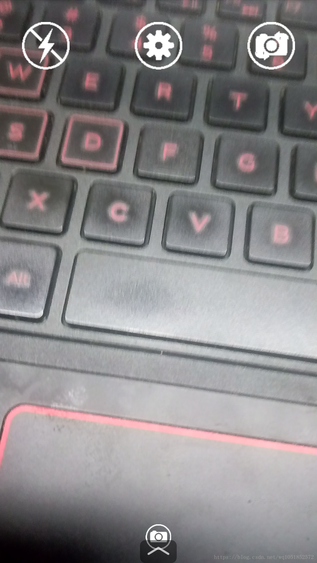 这里写图片描述
