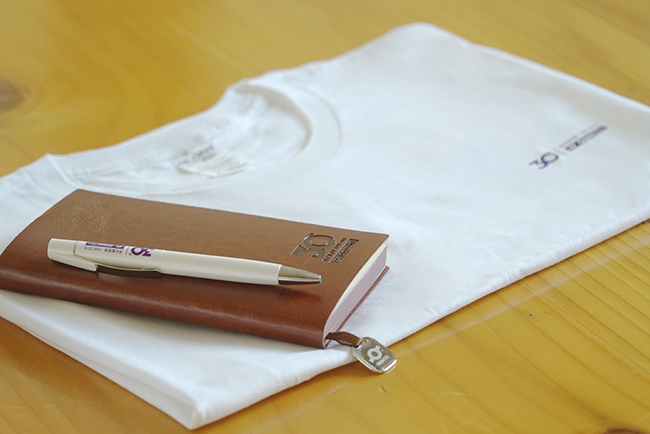 gc-30th-anniversary-gifts.jpg