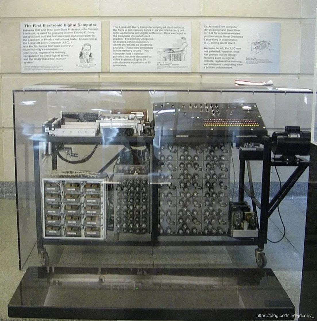 达勒姆中心的Atanasoff-Berry计算机(复制),来源:Wikimedia Commons