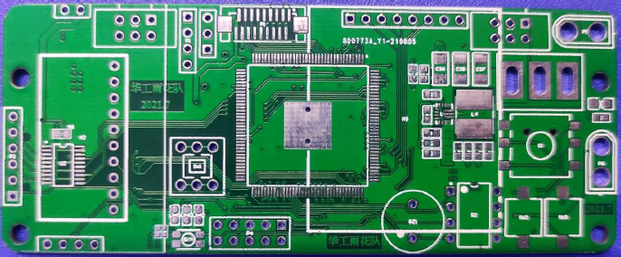 ▲ 裸板实物图（正）