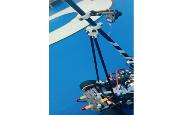 ▲ 图 3.3车模安装的摄像头