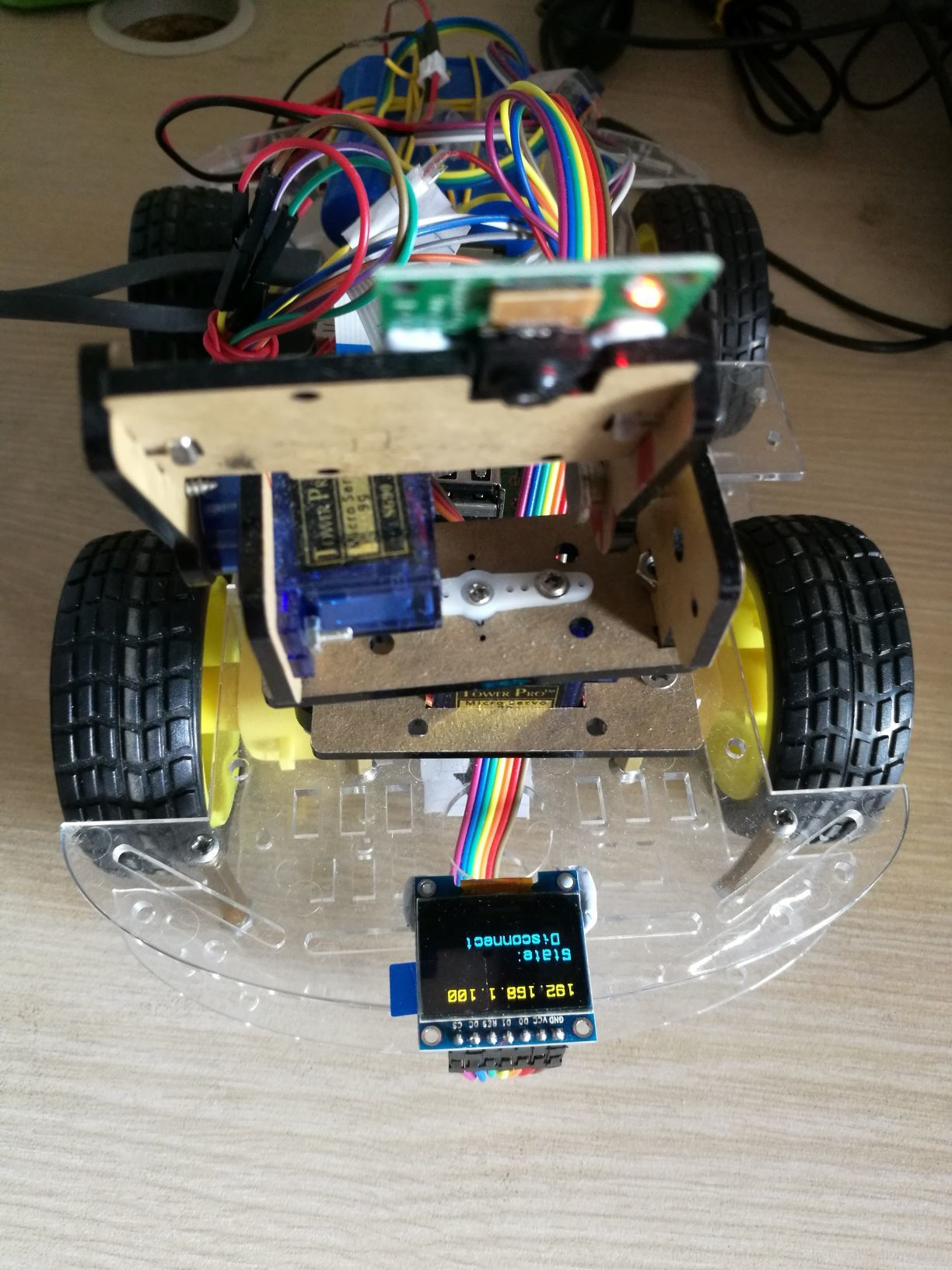 这里写图片描述