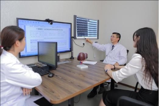 一位33年医龄的医生：我的互联网医疗实践与思考