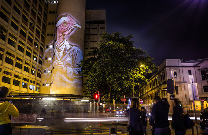 房子不是用来炒的，倒是可以用来“炫”的