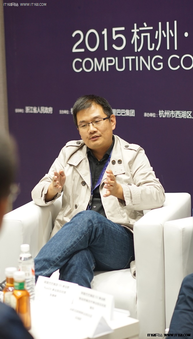YunOS推开放平台 博国产操作系统的未来
