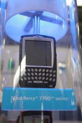 黑莓新品手机7700