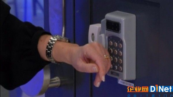 解锁门禁