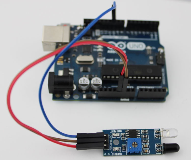 将红外传感器模块与 Arduino Uno 连接