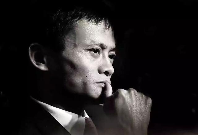 小镇青年的神话背后，是你想不到的辛酸