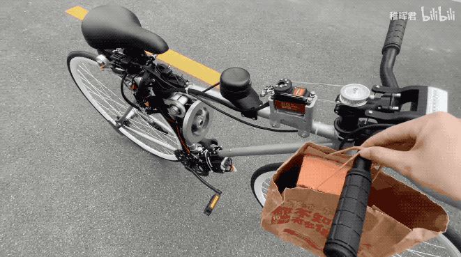 e295acd727e5c1312b301846c47b5aed.gif