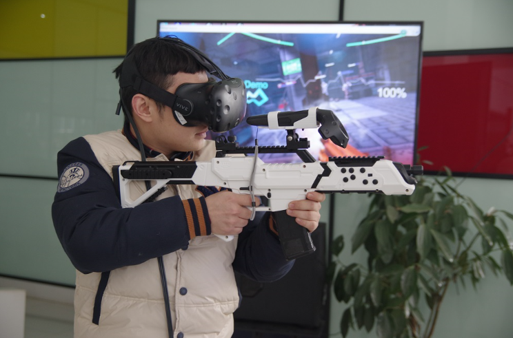 2016 VR年终大趴行业大佬齐聚，共同探讨AR、VR的商业化道路之变