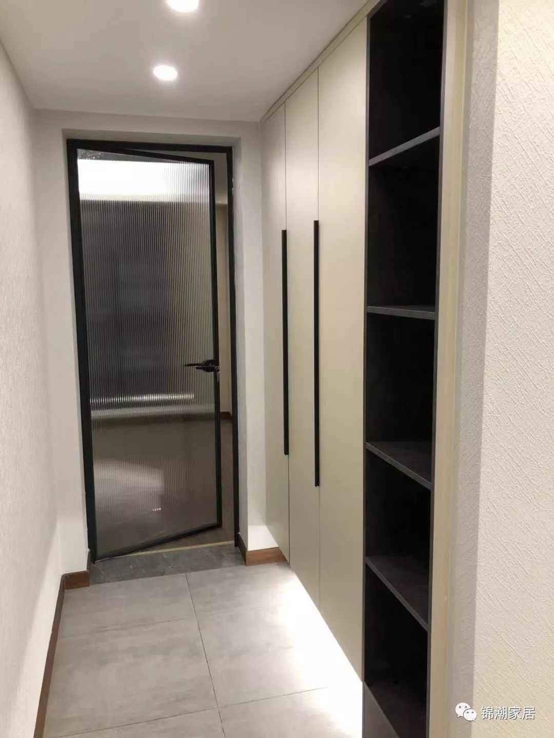listwidget元素加边框黑色极简窄边框平开门一款让人心动的气质门