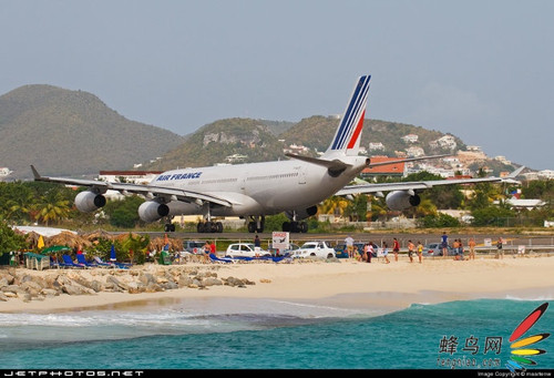 机场危险,请勿靠近 - 肥川 - 有妳 有我 有情 有钕 有钱 有电 机场危险,请勿靠近
