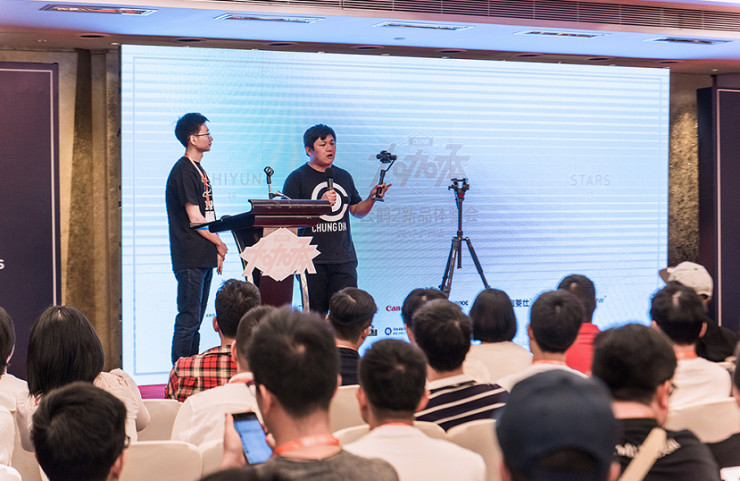 智云大咖秀：大咖摄影师谈惊艳亮相的大咖级设备