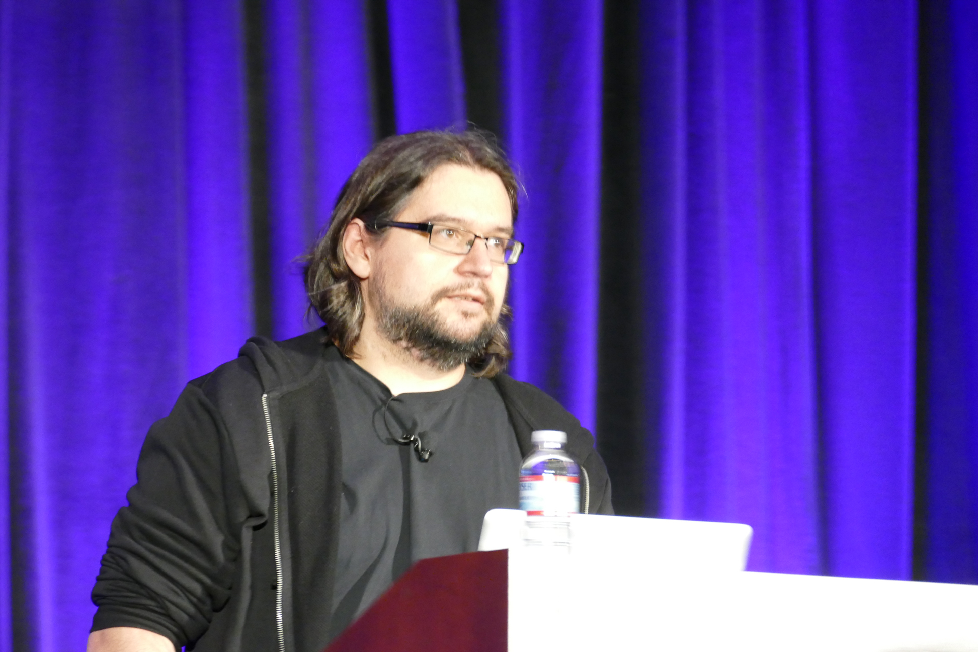 UBI MassiveスタジオのNikolay Stefannov氏