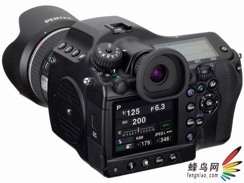 纪念宾得4000万象素的120数码相机645D推出两周年