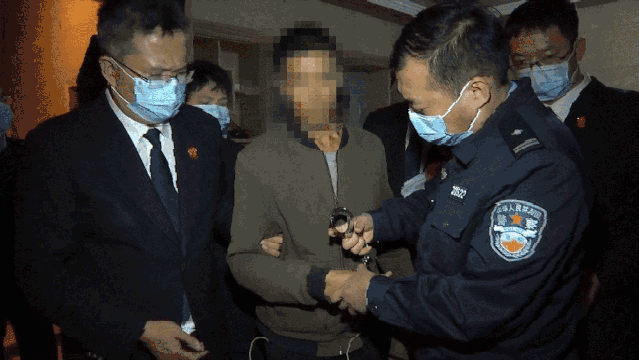 541f6362b1ad68a08ffa5520f1531522.gif