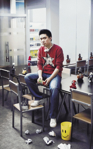 P74 当1995年马化腾和丁磊已经开始在为创立腾讯和网易暗暗攒钱和蓄力的时候,李想才刚刚摸到电脑 P74 当1995年马化腾和丁磊已经开始在为创立腾讯和网易暗暗攒钱和蓄力的时候,李想才刚刚摸到电脑