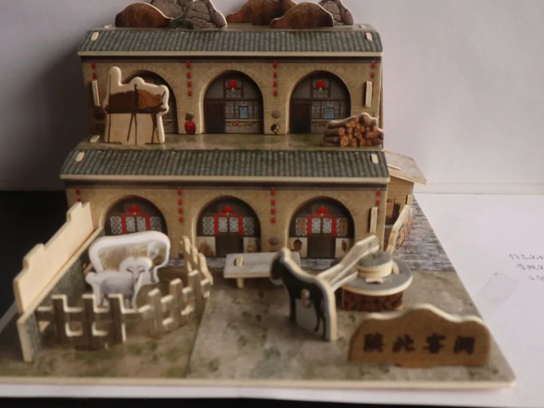 作品22:陕西窑洞组员:梁子丽,李洁茹,张明慧,蔡晓敏,曾慧敏作品23