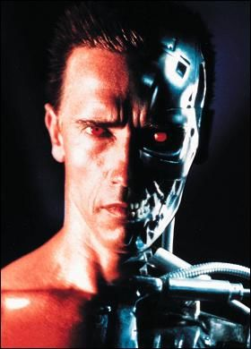 学习游戏建模是一个技术积累的过程,软件技术含量高更能捷足先登