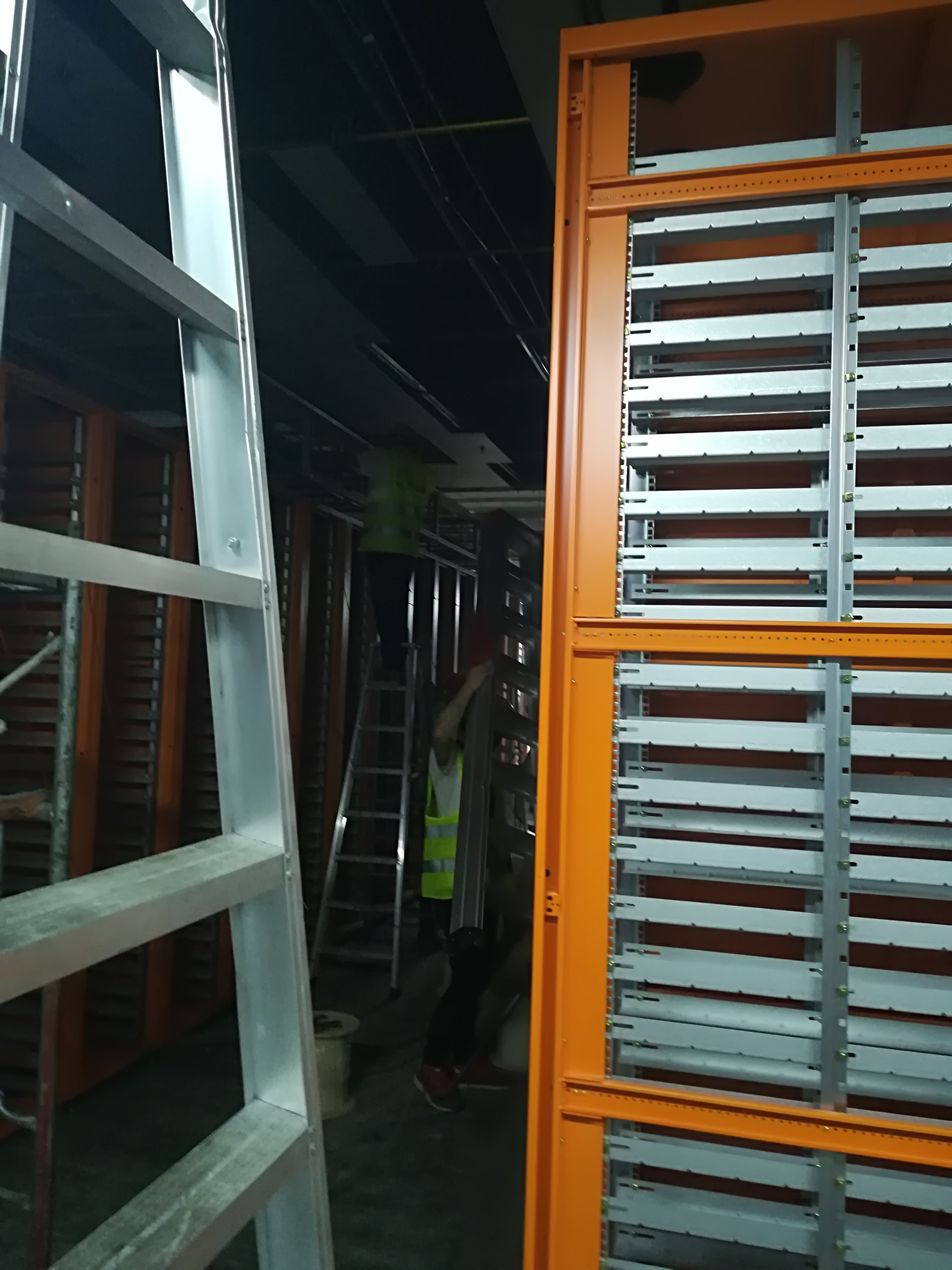 深圳数据中心机房搬迁施工方案流程_数据中心