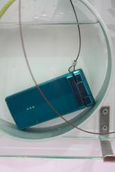 NTT DOCOMO展示防水手机