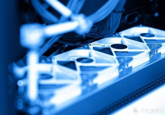 冷排和各个阀门之间的密闭性衰减是一个不可避免的损耗过程