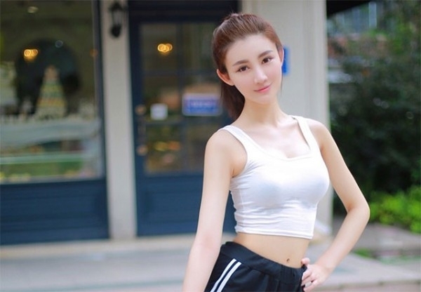 美女