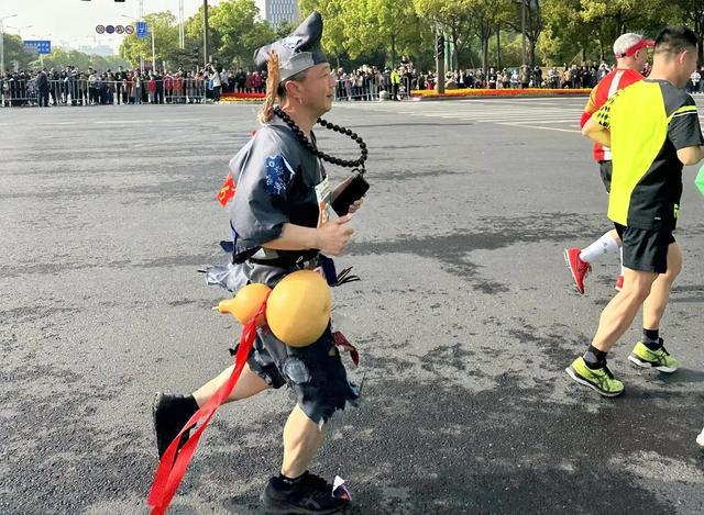 怎么推轮椅【日常】我的扬马最后一小时_https://www.jmylbn.com_新闻资讯_第6张