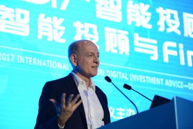 伯克利人工智能学家Stuart Russell深度剖析：人工智能在投资顾问中的作用与局限