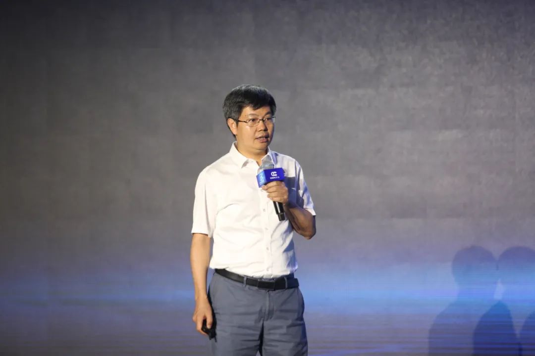 三问中国电子云，此时入局的深意是什么？