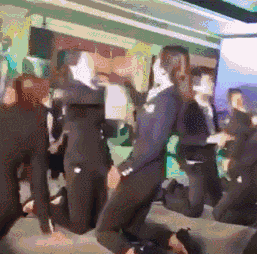851273-20190113134957580-832945653.gif