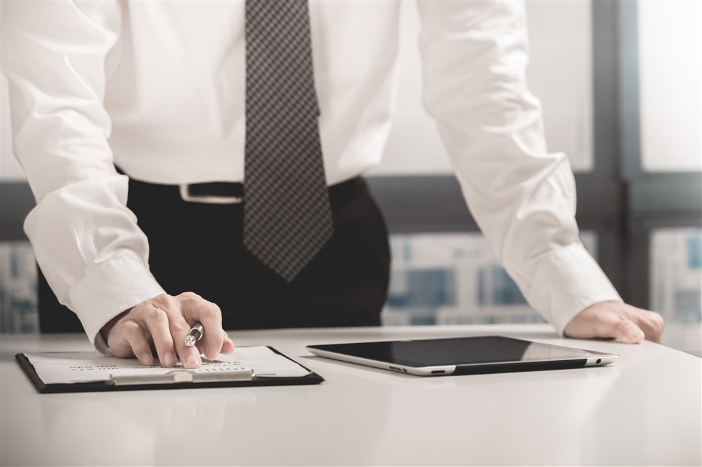 13825820-bb2588ed116fbfb3.jpg https://i-blog.csdnimg.cn/blog_migrate/e67a6807e8b739f708d0ffd24d00303f.jpeg