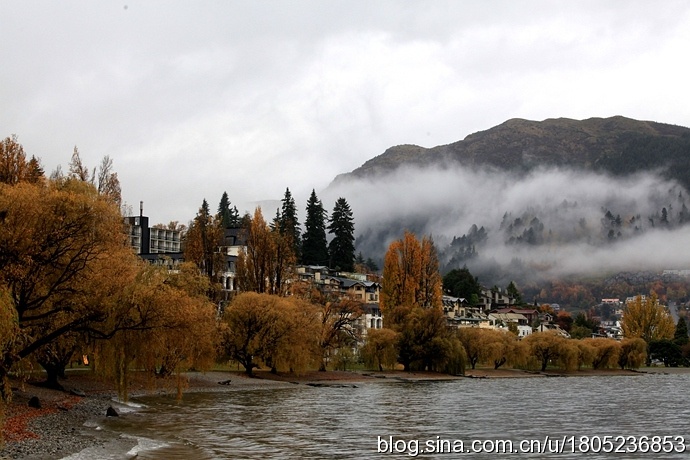 [转载]【纯净新西兰】漫步在童话小镇的秋天