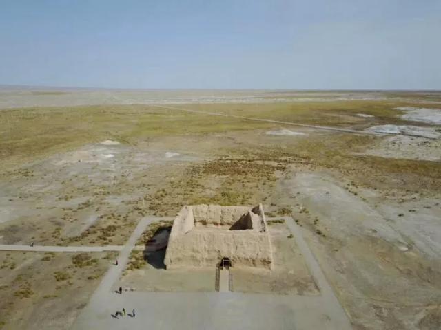 13467292-18d1633466432edc