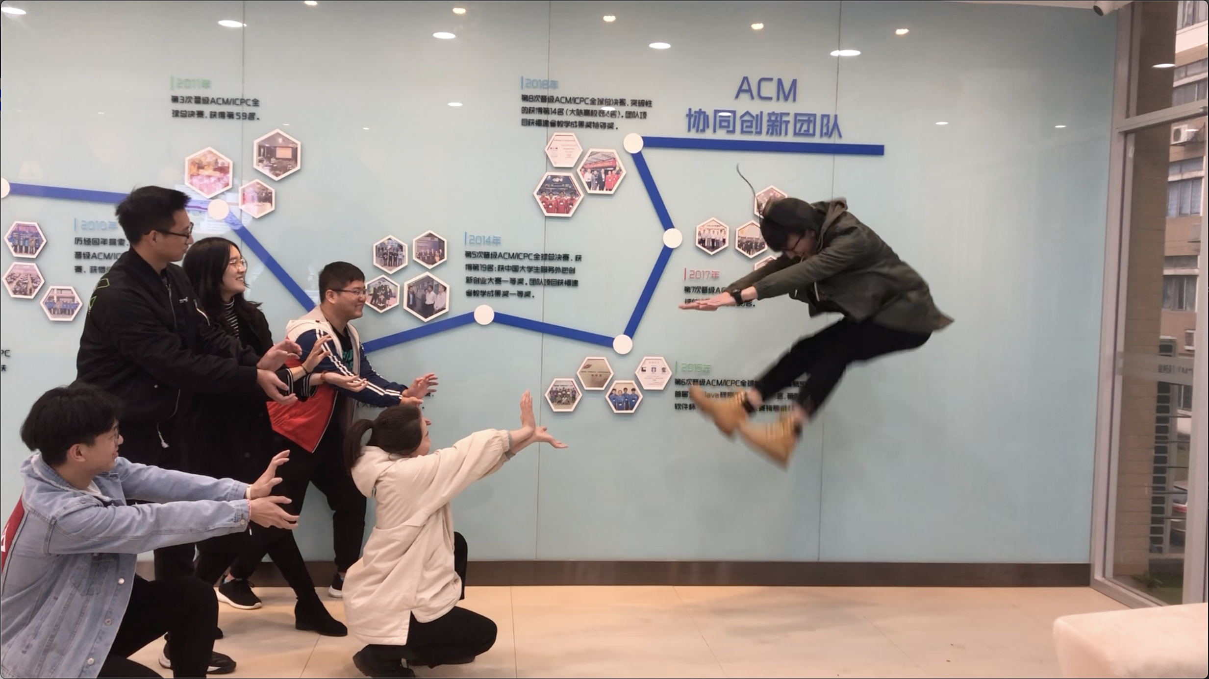 1634245-20190318140451172-1282560768.png