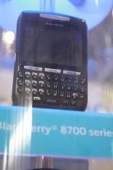 黑莓新品手机8700