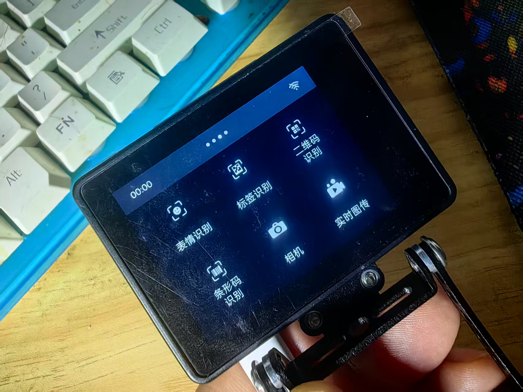 在这里插入图片描述