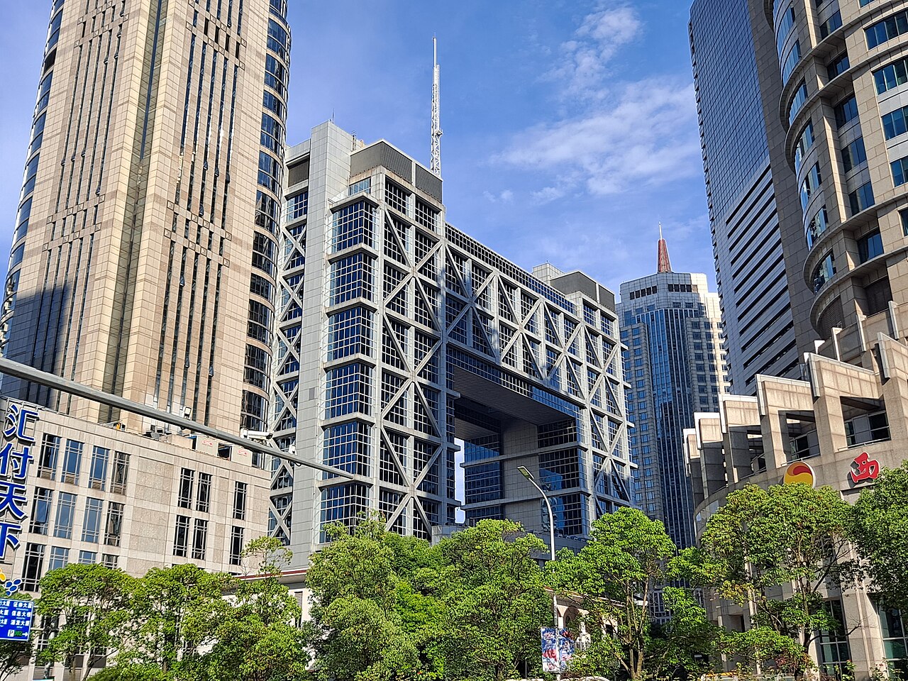 图:上交所是这只票的挂牌地，也是中国资本市场对硬科技资产的"检阅台"