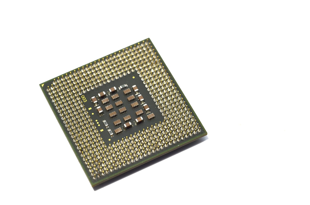 电脑小白必看！CPU 到底是啥？一张图带你轻松搞懂「电脑大脑」_cpu科普