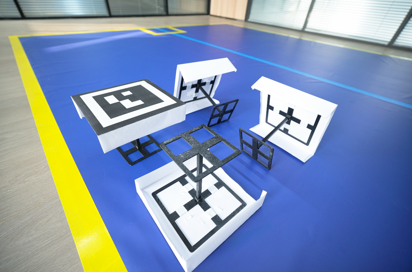 ▲ 图1.3.2 AprilTag码支架示意图,后面会公布支架3D打印文件