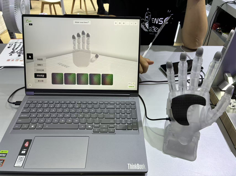 千觉机器人发布VTLA具身触觉模型