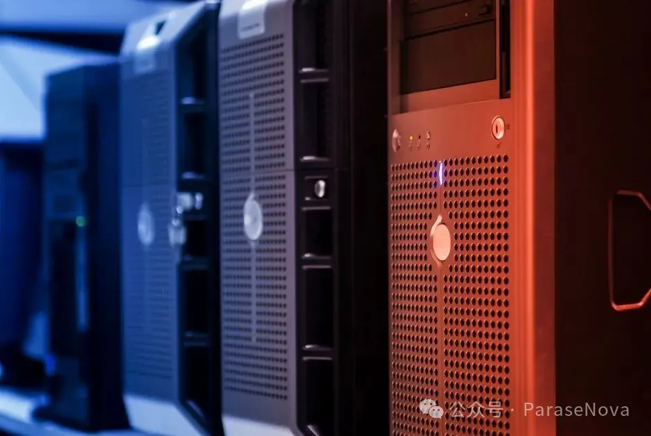 AI一天刷新世界：DeepSeek再降价，Kimi开源2.88万亿模型，Google紧急暂停